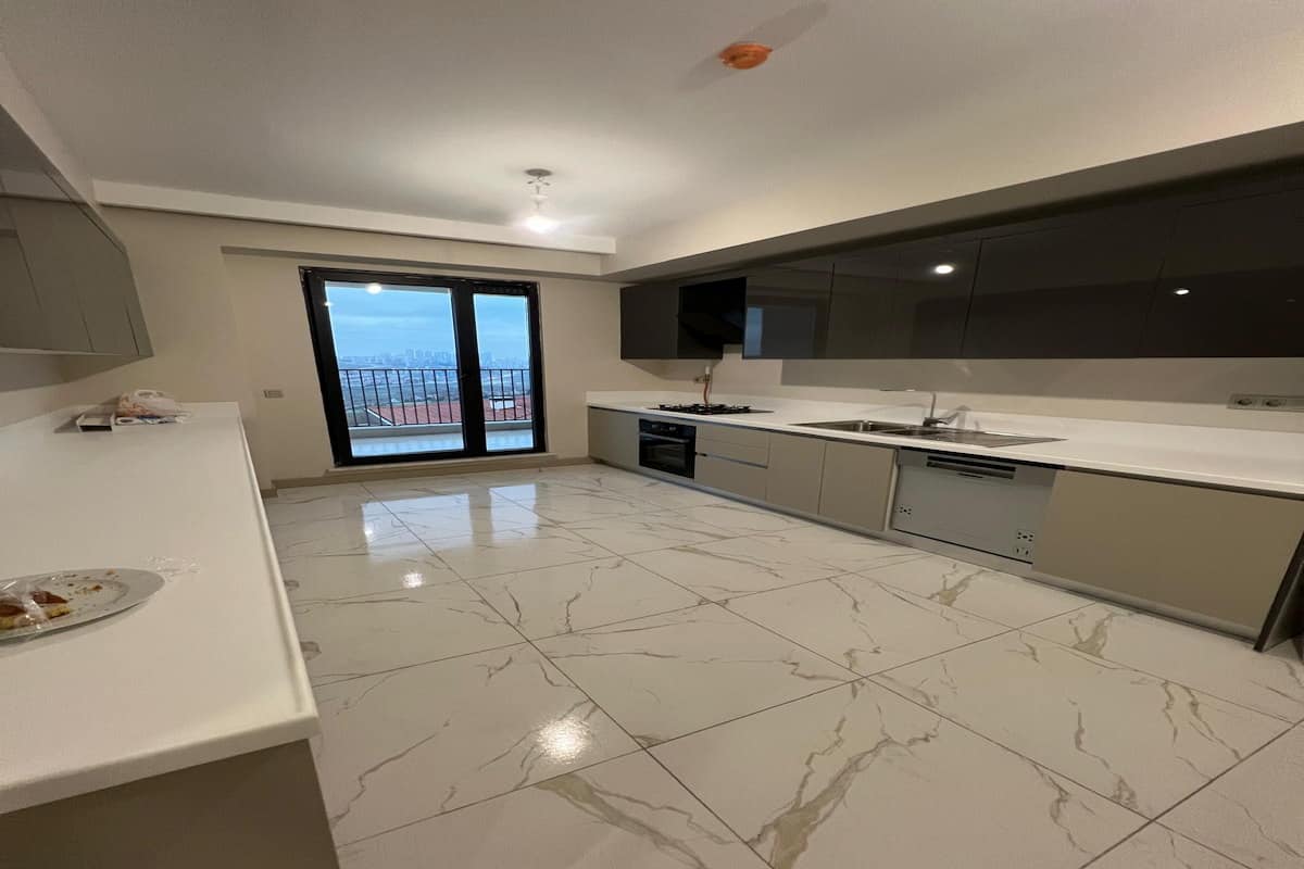İstanbulda profesyonel gündelik ev temizliği hizmeti sırasında çekilmiş örnek bir ev görüntüsü.